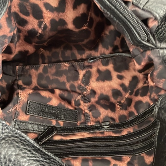 B Makowsky Black Leather Handbag - Picture 7 of 10